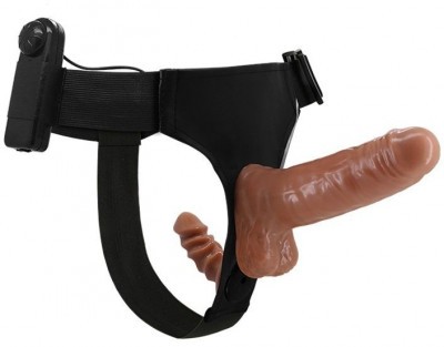 Страпон с вагинальной пробкой и вибрацией Ultra Passionate Harness - 16 см.