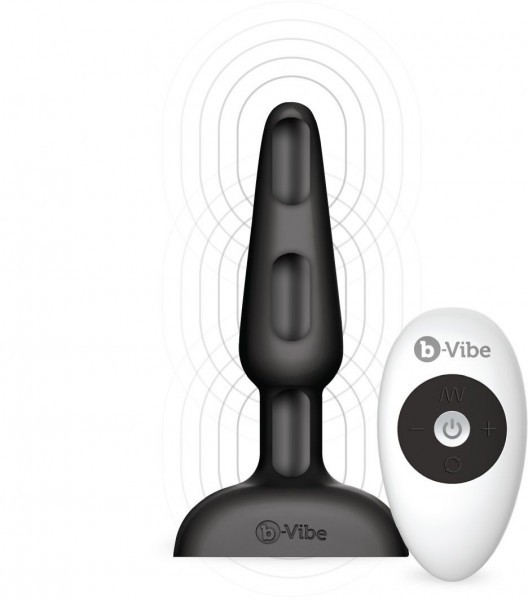 Чёрная анальная вибропробка с 3 источниками вибрации TRIO REMOTE CONTROL PLUG BLACK - 13,5 см.
