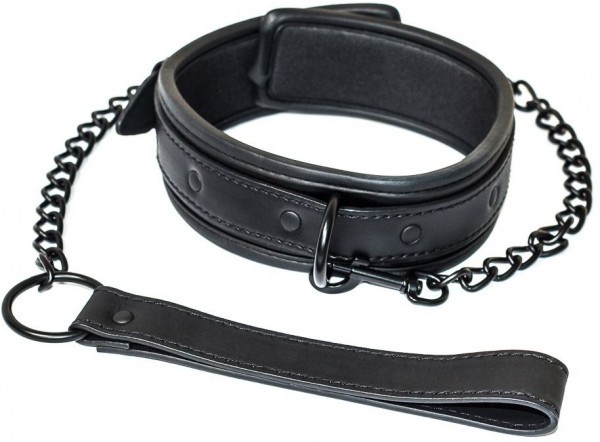 Черный ошейник с поводком Kinky